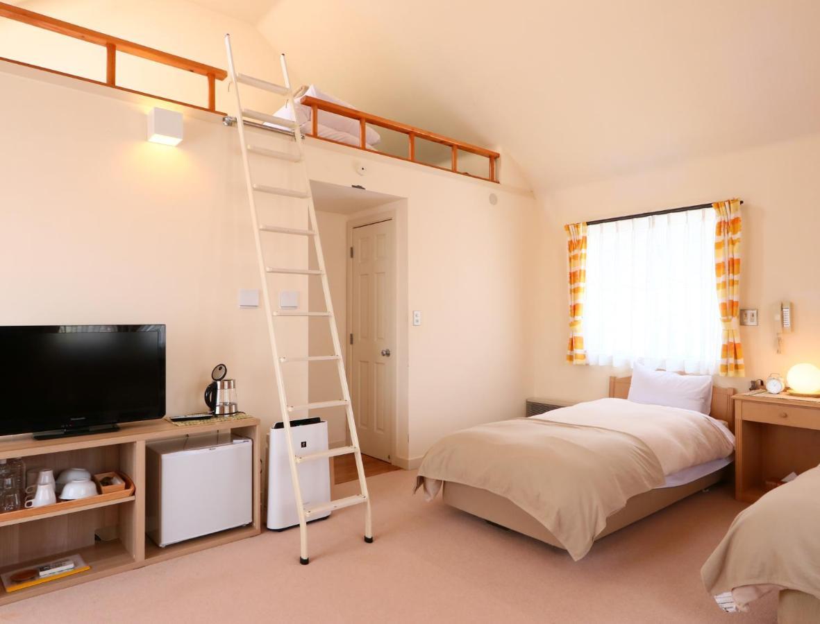 Ryosha Tsukiakari Bed and Breakfast Yamanakako Eksteriør billede