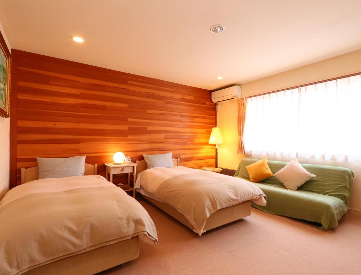 Ryosha Tsukiakari Bed and Breakfast Yamanakako Eksteriør billede