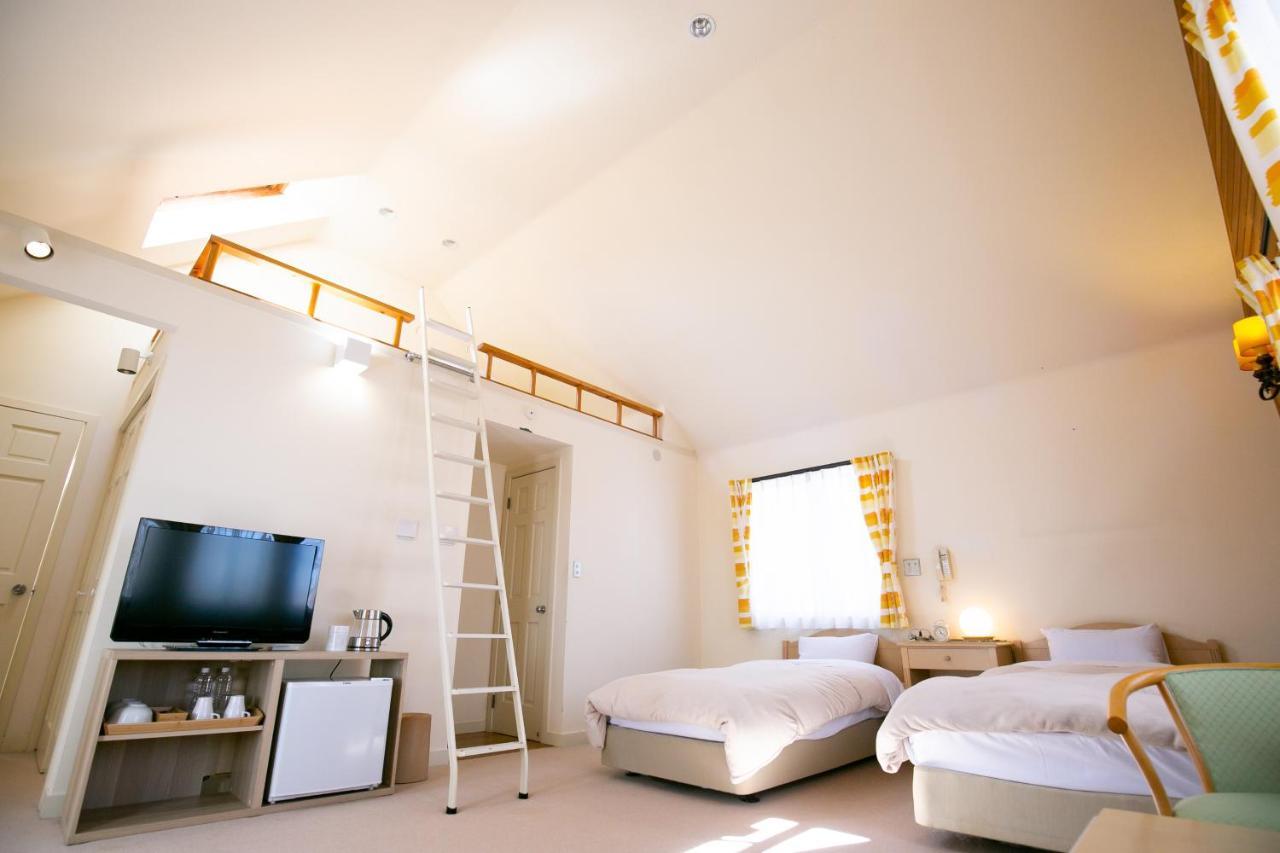 Ryosha Tsukiakari Bed and Breakfast Yamanakako Eksteriør billede